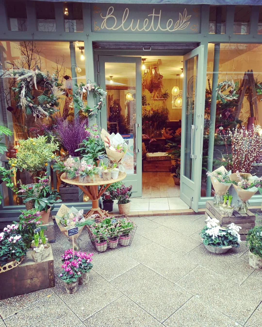 Bluette fleuriste - 2