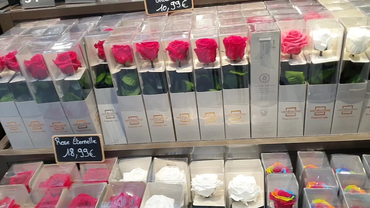 Carrefour Fleurs - 2