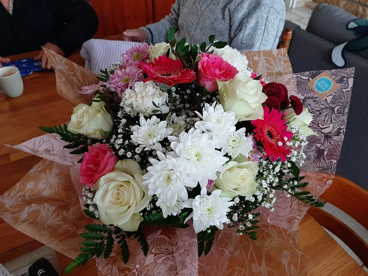 Carrefour Fleurs - 3