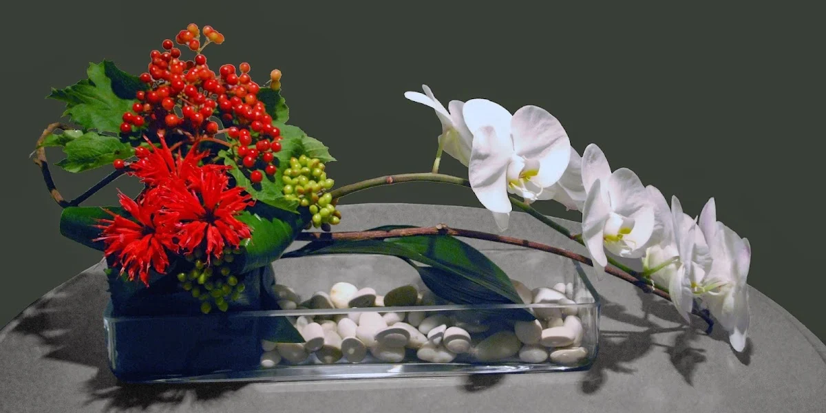 Des Fleurs, Des Parfums Rosnie Rayapin Floral Design - 5