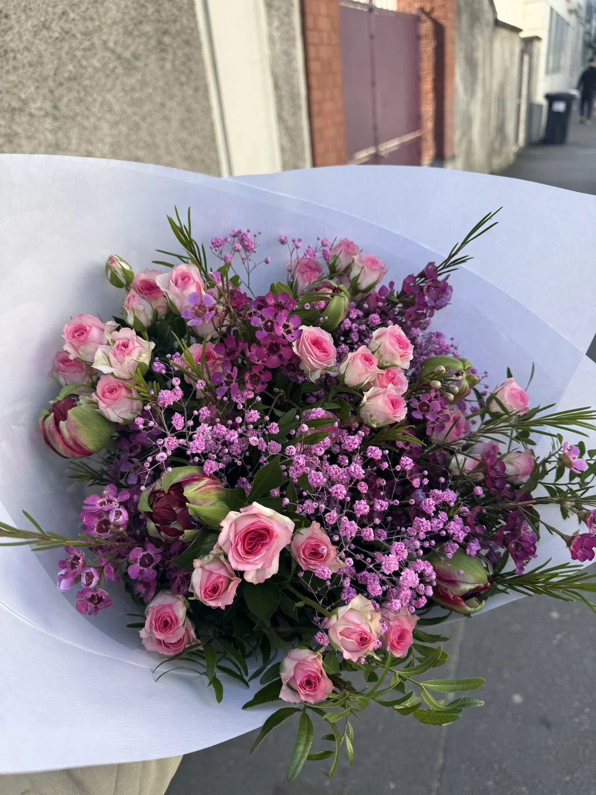 Eloi Fleurs, artisan fleuriste, Maisons-Alfort, Uber Eats - 2