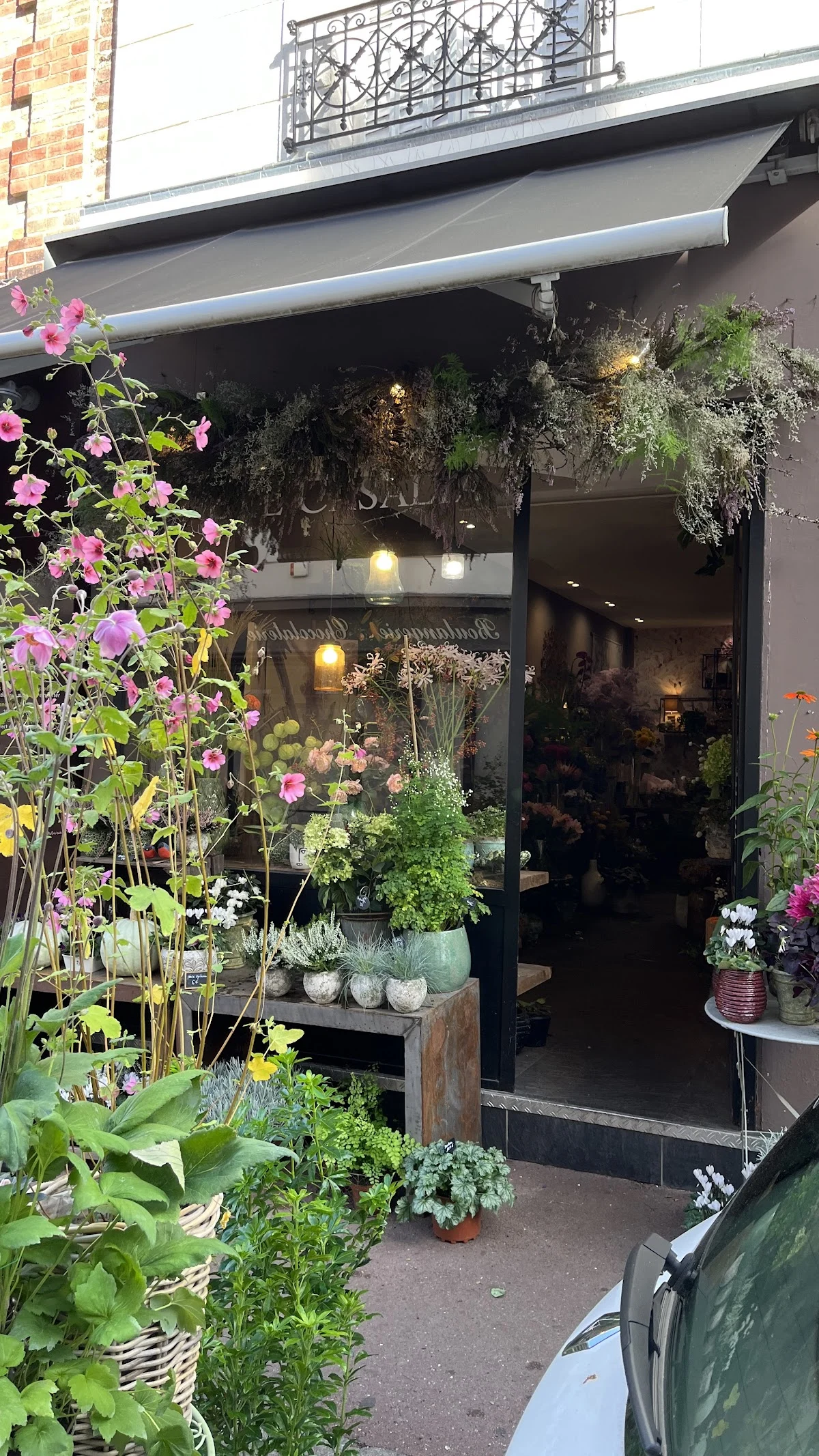 EVE CASALTA l'Atelier des fleurs