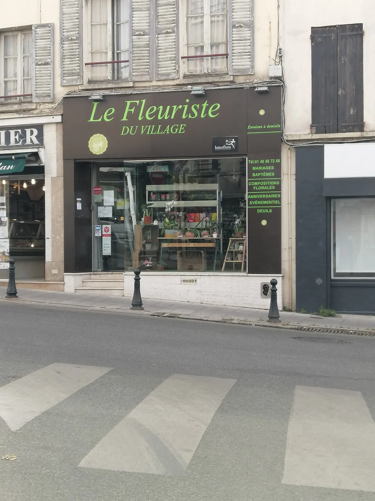 LE FLEURISTE DU VILLAGE