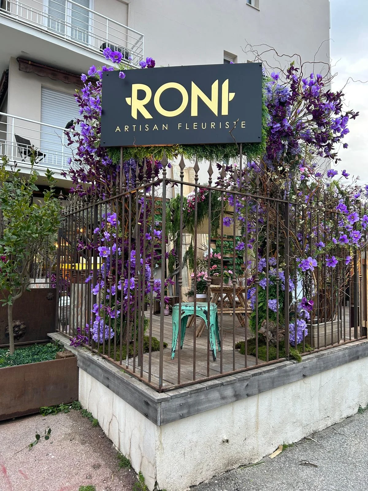 Roni Fleurs - Cagnes sur Mer bd Kennedy