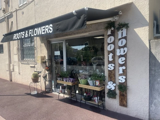 Roots And Flowers by Secret Garden - Fleuriste à Cannes