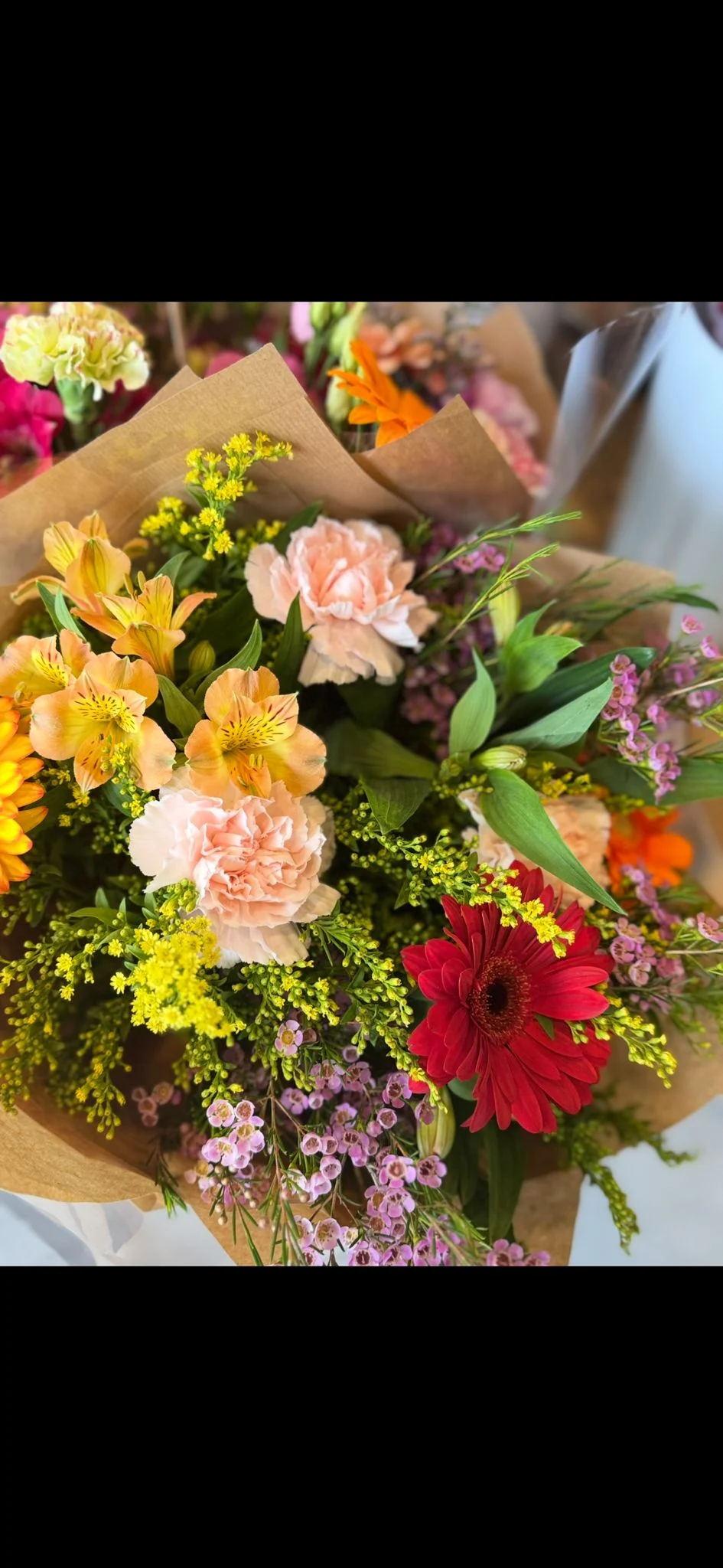 YANNA FLEURS - 5